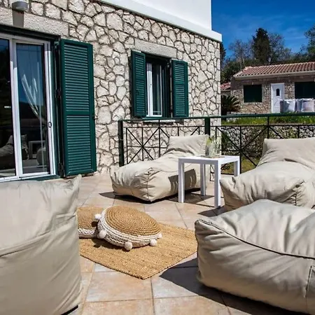 Villa Greenvillage Countryside 20m From Tavern Marandokhórion